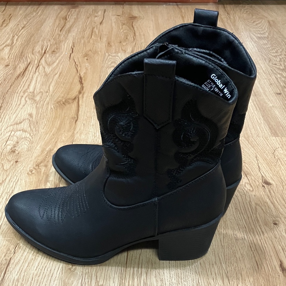 Global Win Women's Black western Ankle Booties